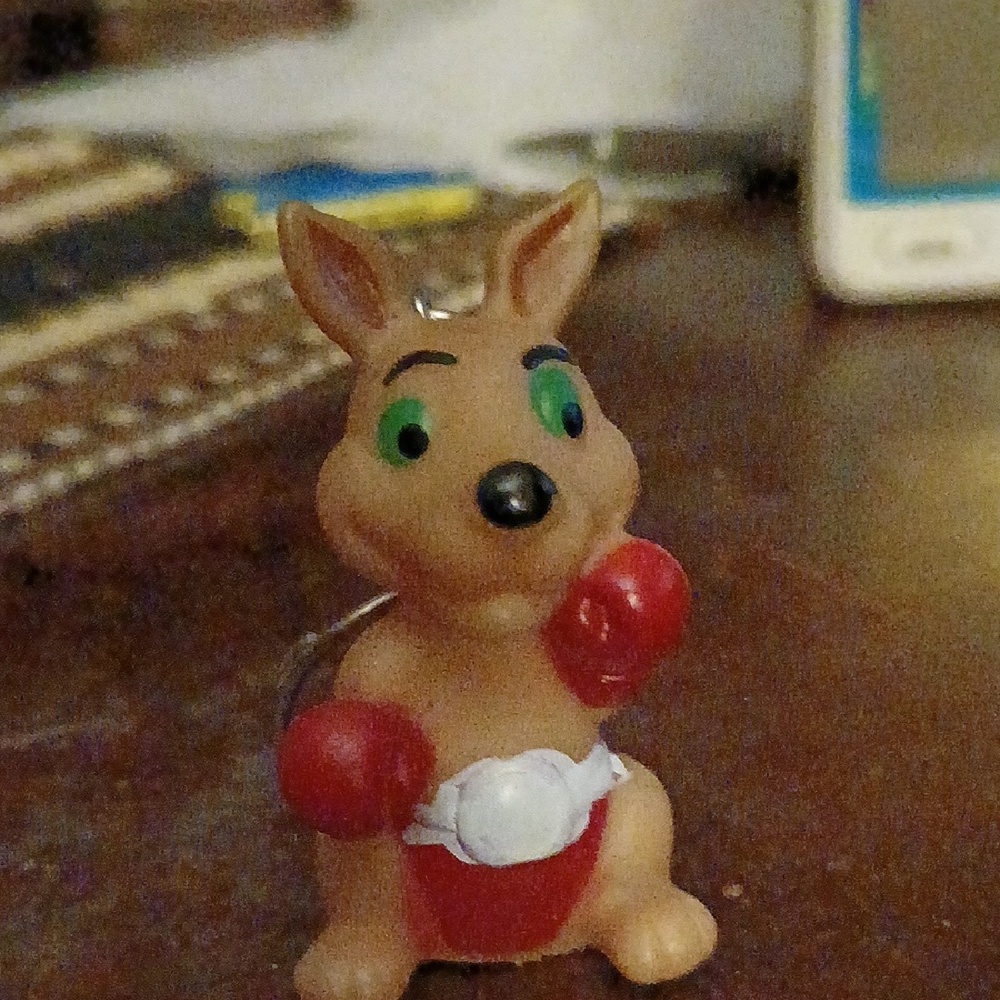 ❤ FINAL REDUCTION Boxing Kangaroo Keychain